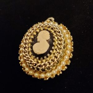 Vintage Faux Pearl Cameo Pendant